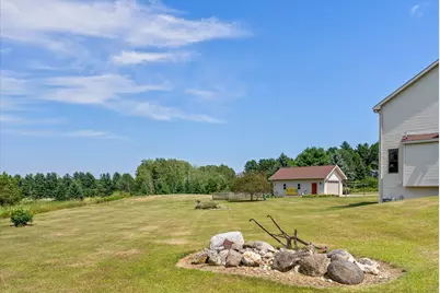 2080  St Patrick Cir, Erin, WI 53027 - Photo 46