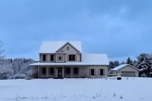 2080 St Patrick Cir, Erin, WI 53027 - Photo 2