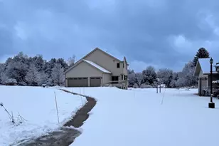 2080 St Patrick Cir, Erin, WI 53027 - Photo 4