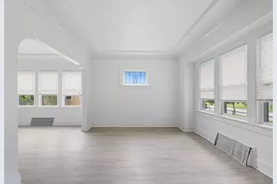 3222 W Fairmount Ave, Milwaukee, WI 53209 - Photo 6