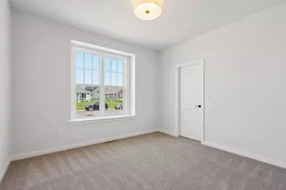 N174W20590  Laurel Springs Cir, Jackson, WI 53037 - Photo 16