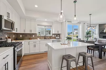 779  Kohlwey Dr #Lt28, Grafton, WI 53024 - Photo 4