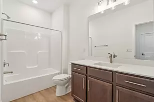 W204N17669 Laurel Pl, Jackson, WI 53037 - Photo 18