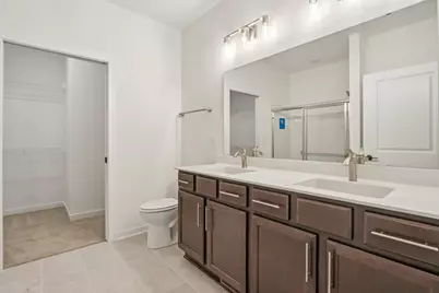 W204N17669  Laurel Pl #602, Jackson, WI 53037 - Photo 14