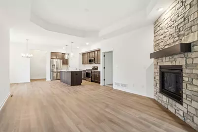 W204N17669  Laurel Pl #602, Jackson, WI 53037 - Photo 10