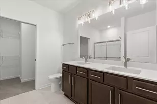 W204N17695 Laurel Pl, Jackson, WI 53037 - Photo 14