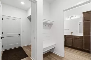 W204N17695 Laurel Pl, Jackson, WI 53037 - Photo 18