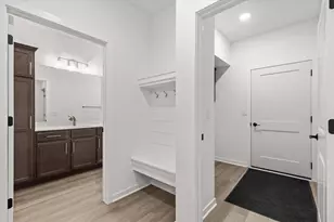 W204N17697 Laurel Pl, Jackson, WI 53037 - Photo 20