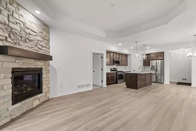 W204N17697  Laurel Pl #701, Jackson, WI 53037 - Photo 10