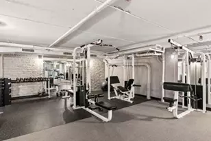 270 E Highland Ave, Milwaukee, WI 53202 - Photo 16