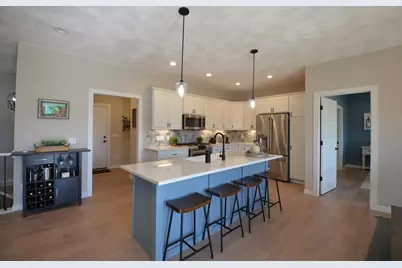 3546  Joshua Dr, Janesville, WI 53563 - Photo 16