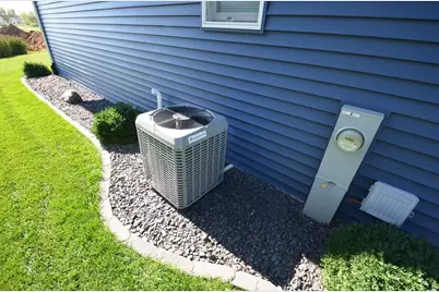 3546  Joshua Dr, Janesville, WI 53563 - Photo 52