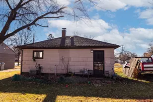 6012 W Carmen Ave, Milwaukee, WI 53218 - Photo 2