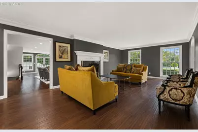 10060 N Range Line Rd, Mequon, WI 53092 - Photo 28