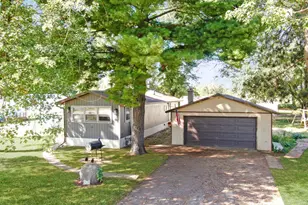 301 Martha St, Blue River, WI 53518 - Photo 6