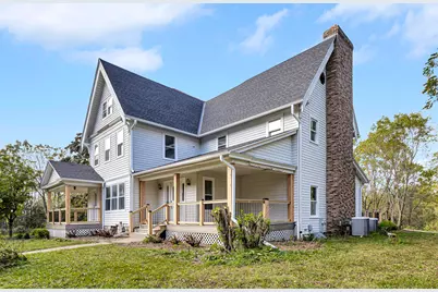 10512  Bridge St, Cedarburg, WI 53012 - Photo 4