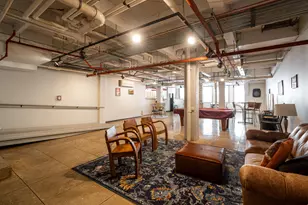 904 E Pearson St, Milwaukee, WI 53202 - Photo 24