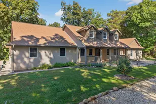 W349S10106 Bittersweet Ct, Eagle, WI 53119 - Photo 4