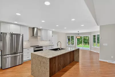 W349S10106  Bittersweet Ct, Eagle, WI 53119 - Photo 10