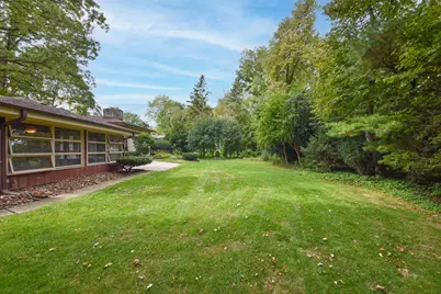 2342 W Acacia Rd, Glendale, WI 53209 - Photo 22