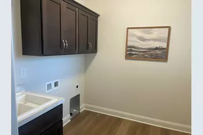 1723 N River Cir, River Hills, WI 53217 - Photo 14