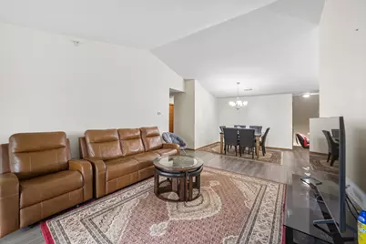 18740  Emerald Cir #E, Brookfield, WI 53045 - Photo 12