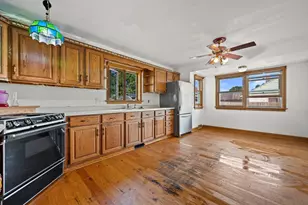 8720 W Kaul Ave, Milwaukee, WI 53225 - Photo 10