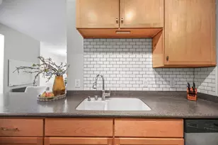 1905 N Water St, Milwaukee, WI 53202 - Photo 4