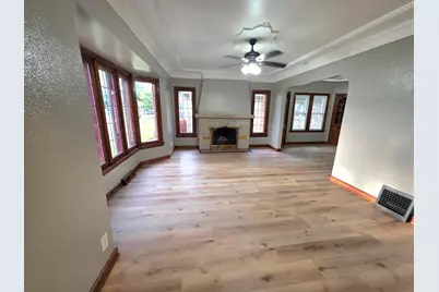 3853 N 42nd St, Milwaukee, WI 53216 - Photo 12