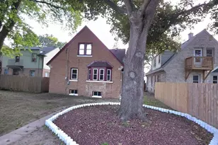 3853 N 42nd St, Milwaukee, WI 53216 - Photo 4