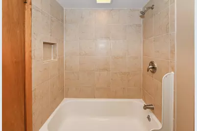 4842 N 104th St, Milwaukee, WI 53225 - Photo 12