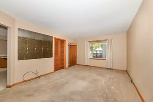 4842 N 104th St, Milwaukee, WI 53225 - Photo 10