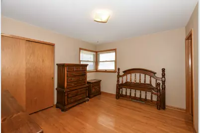 4842 N 104th St, Milwaukee, WI 53225 - Photo 16
