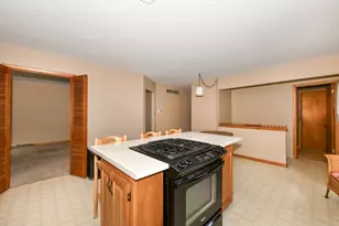 4842 N 104th St, Milwaukee, WI 53225 - Photo 6