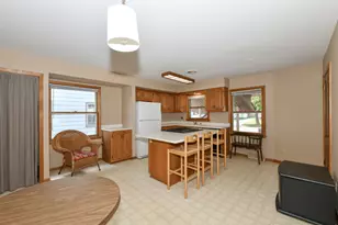 4842 N 104th St, Milwaukee, WI 53225 - Photo 4