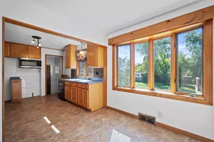 2403 W Alvina Ave, Milwaukee, WI 53221 - Photo 6