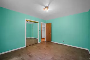 2403 W Alvina Ave, Milwaukee, WI 53221 - Photo 12