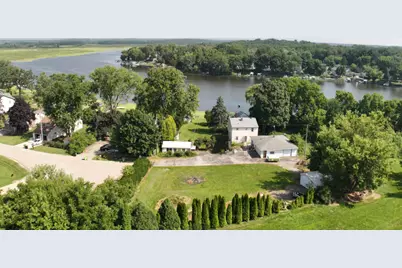 6301  Riverside Rd, Racine, WI 53185 - Photo 1