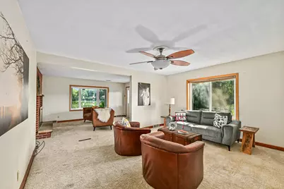 6301  Riverside Rd, Racine, WI 53185 - Photo 6