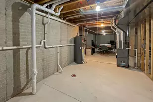 525 Washington Cir, Oostburg, WI 53070 - Photo 20