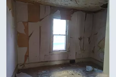 3026 N Pierce St, Milwaukee, WI 53212 - Photo 6