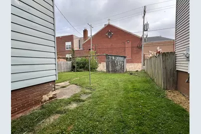 3026 N Pierce St, Milwaukee, WI 53212 - Photo 4