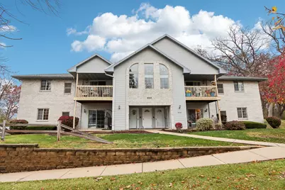 9312 W Loomis Rd, Franklin, WI 53132 - Photo 1