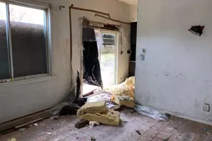 2513 N Teutonia Ave, Milwaukee, WI 53206 - Photo 6