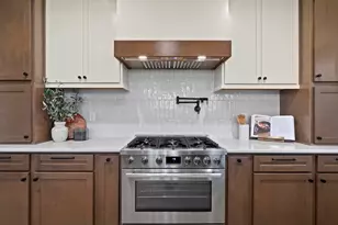 1221 West Kiddle Ln, Racine, WI 53182 - Photo 6