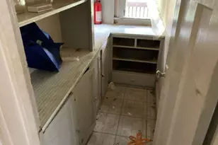 2708 S 20th St, Milwaukee, WI 53215 - Photo 6