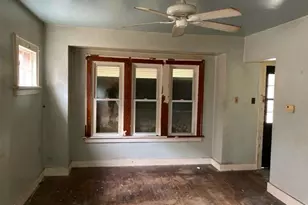 2708 S 20th St, Milwaukee, WI 53215 - Photo 2