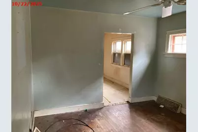 2708 S 20th St, Milwaukee, WI 53215 - Photo 4