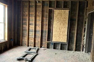 2817 N 18th St, Milwaukee, WI 53206 - Photo 6