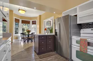 N116W16416 Main St, Germantown, WI 53022 - Photo 10